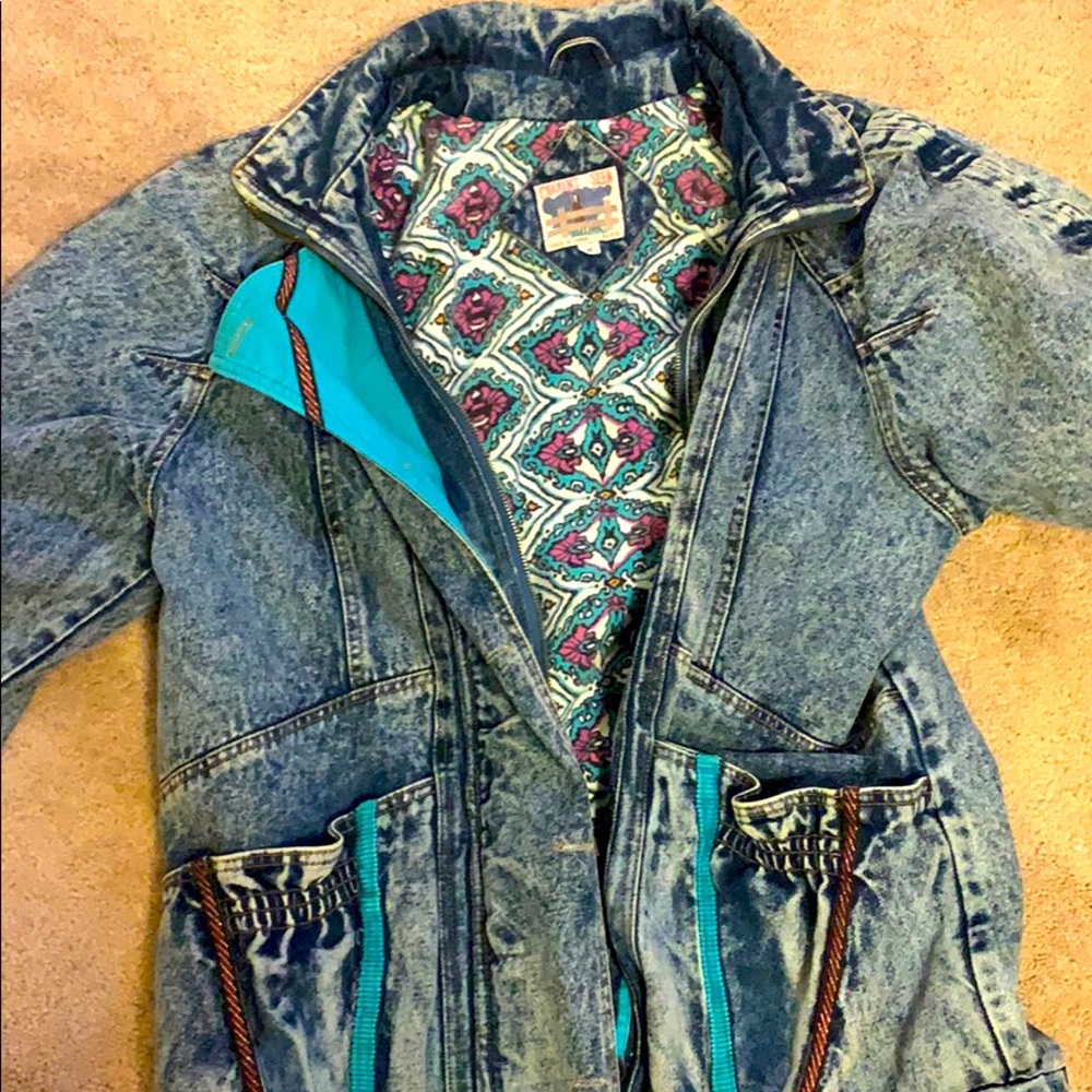 Vintage 90’s oversized denim jacket